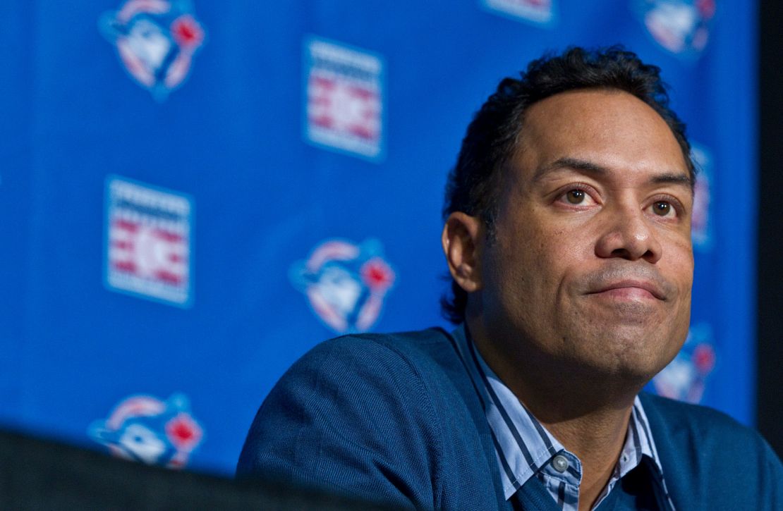 MLB places Roberto Alomar on ineligible list; Blue Jays sever ties