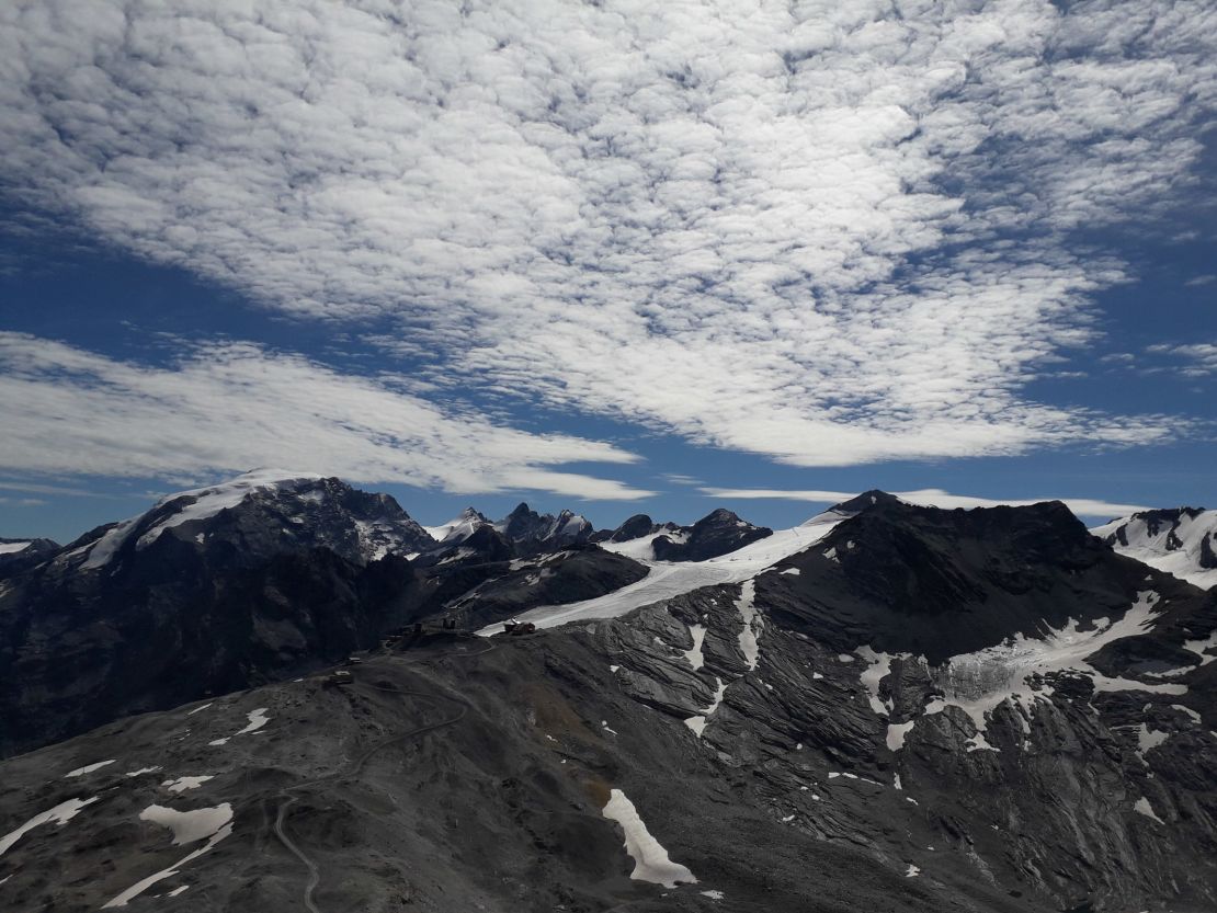 The view of the Stelvio glacier from Mount Scorluzzo.