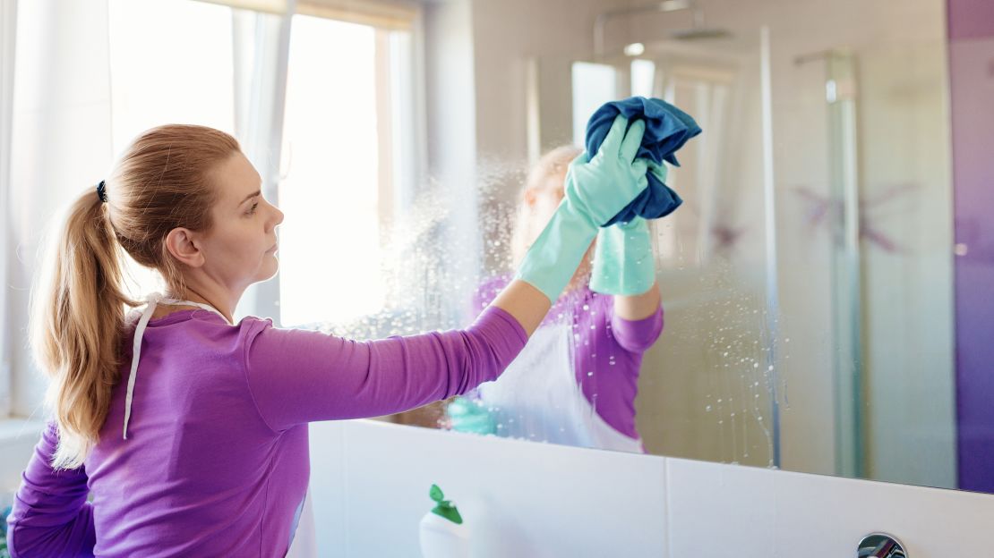 How to Effectively Clean Your Bathroom in 10 Minutes or Less - CNET