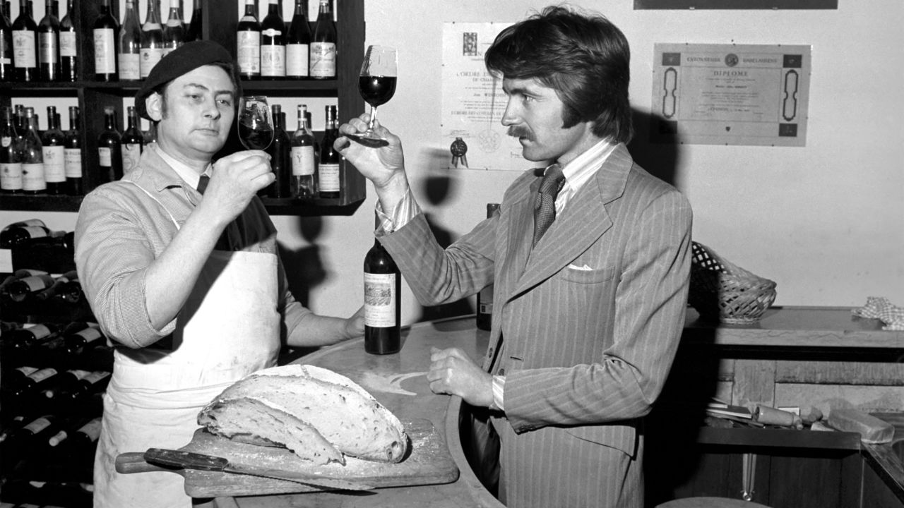 UK wine expert Steven Spurrier, right, came up with idea for a blind tasting contest.