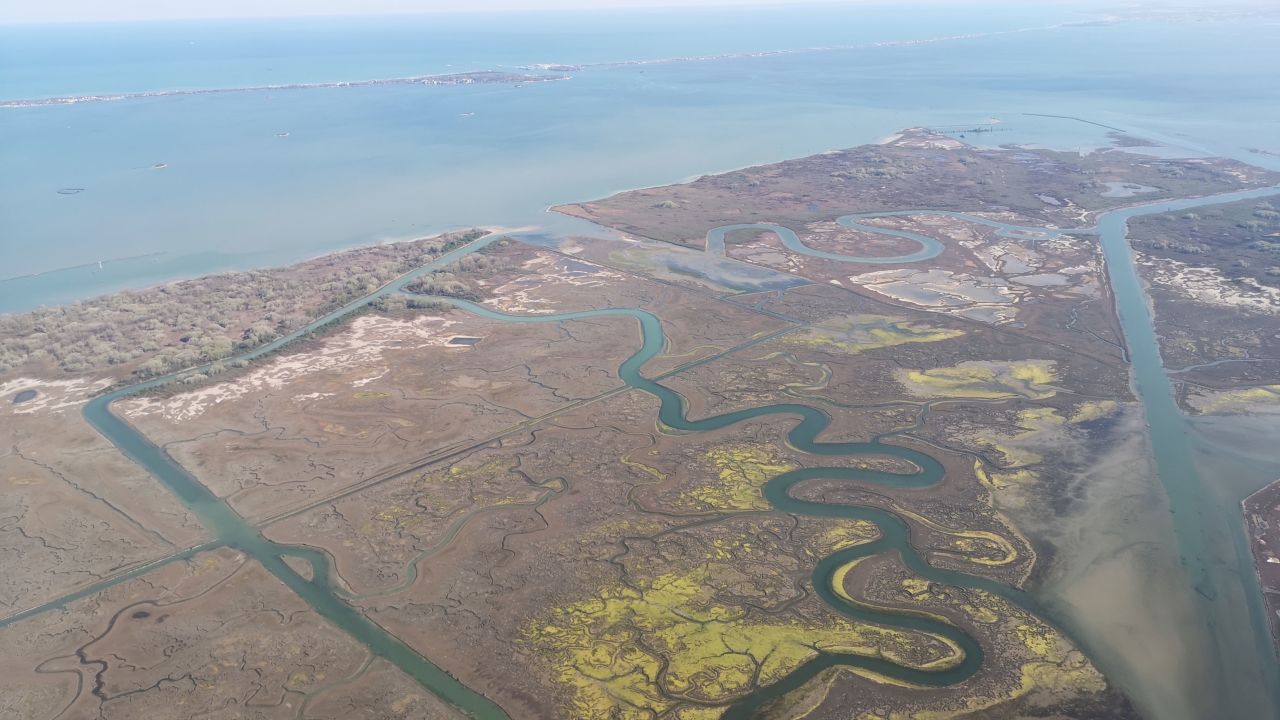 UNESCO says the lagoon must be preserved.