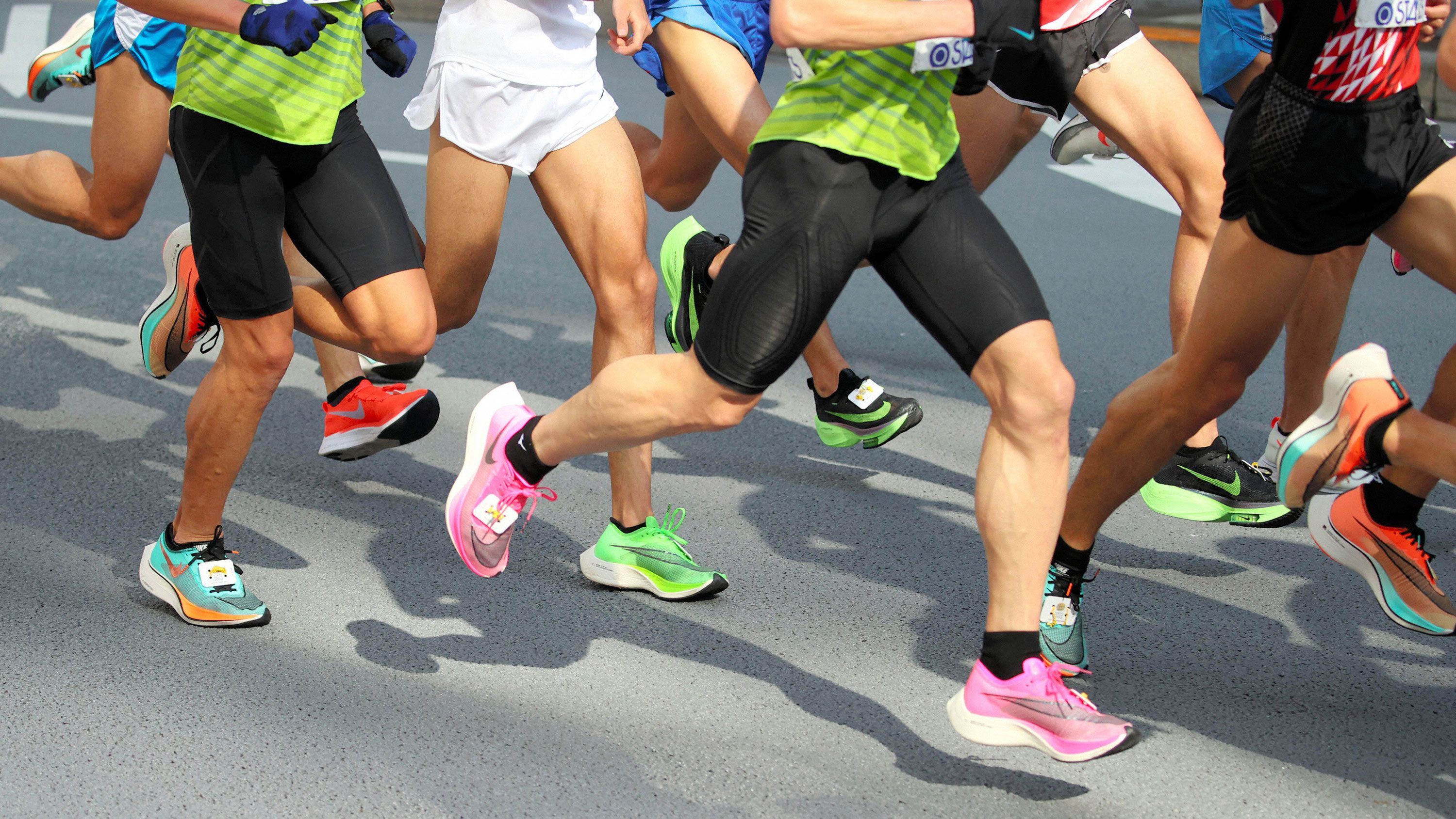 How Nike cornered the running shoe market | CNN