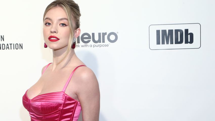LOS ANGELES, CALIFORNIA - FEBRUARY 09: Sydney Sweeney walks the red carpet at the Elton John AIDS Foundation Academy Awards Viewing Party on February 09, 2020 in Los Angeles, California. (Photo by Tommaso Boddi/Getty Images for IMDb)