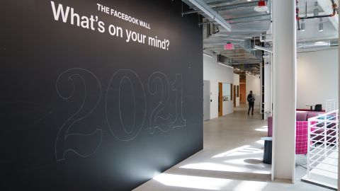 Facebook says it doesn't see "see vibrant offices and healthy remote work as a tradeoff." 