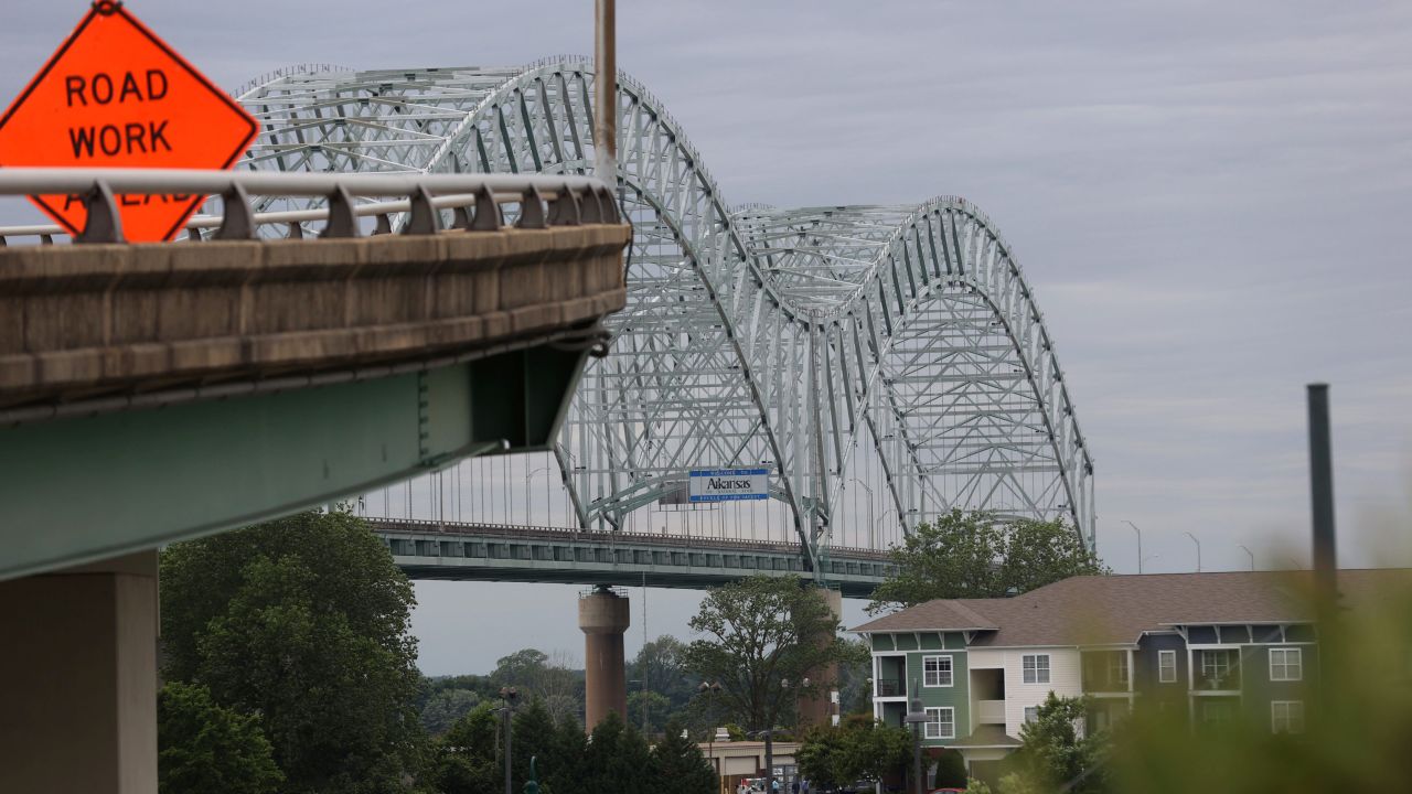 The Hernando de Soto Bridge was shut down after a "structural crack" was found, closing all I-40 lanes over Mississippi River to traffic on Tuesday, May 11, 2021.
