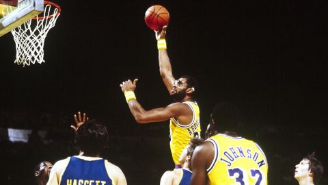Abdul-Jabbar in action against the Golden State Warriors in 1982.