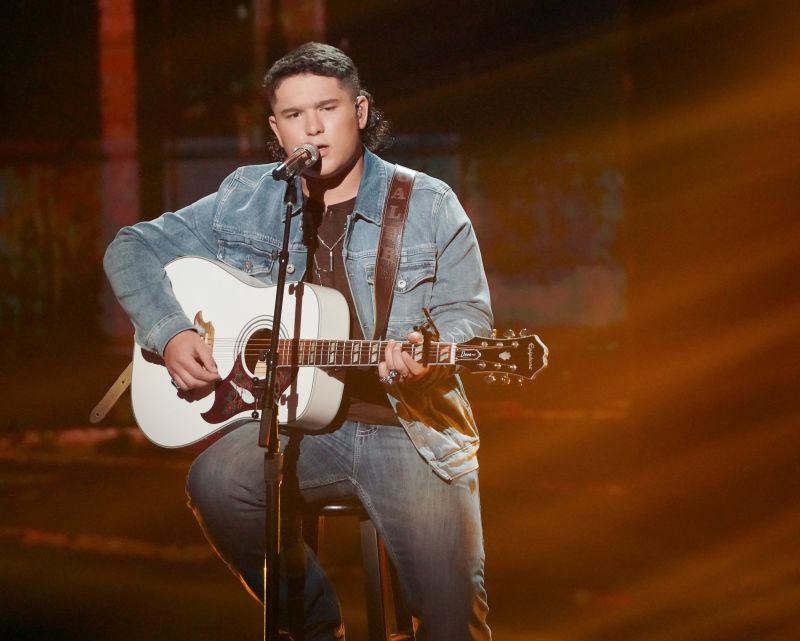 American Idol' finalist Caleb Kennedy out after KKK-style