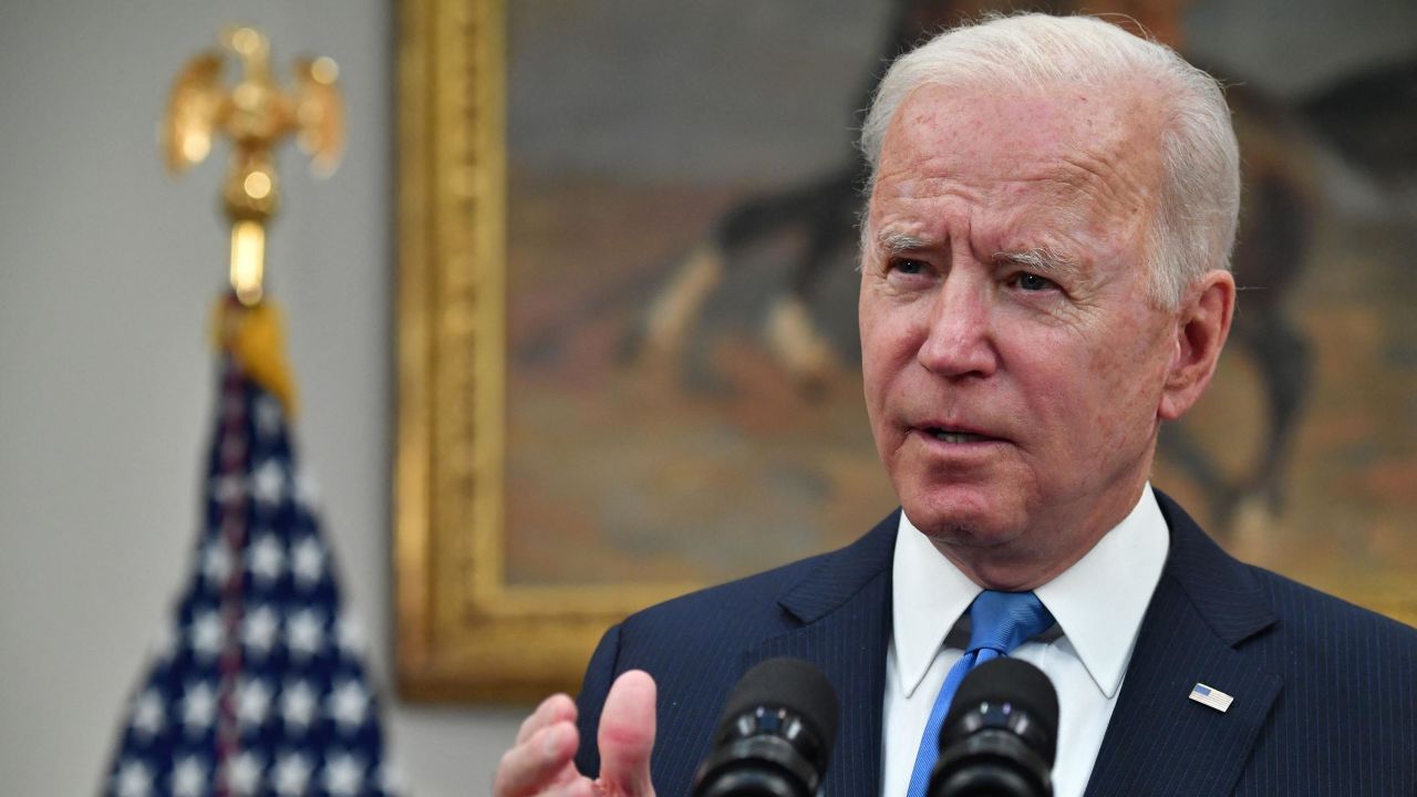 US President Joe Biden speaks about the Colonial Pipeline cyber attack, in the Roosevelt Room of the White House in Washington, DC, on May 13, 2021. - The Colonial Pipeline network shut down by a cyber attack said t has resumed fuel deliveries, but gas stations up and down the east coast were still facing shortages after a wave of panic buying. 