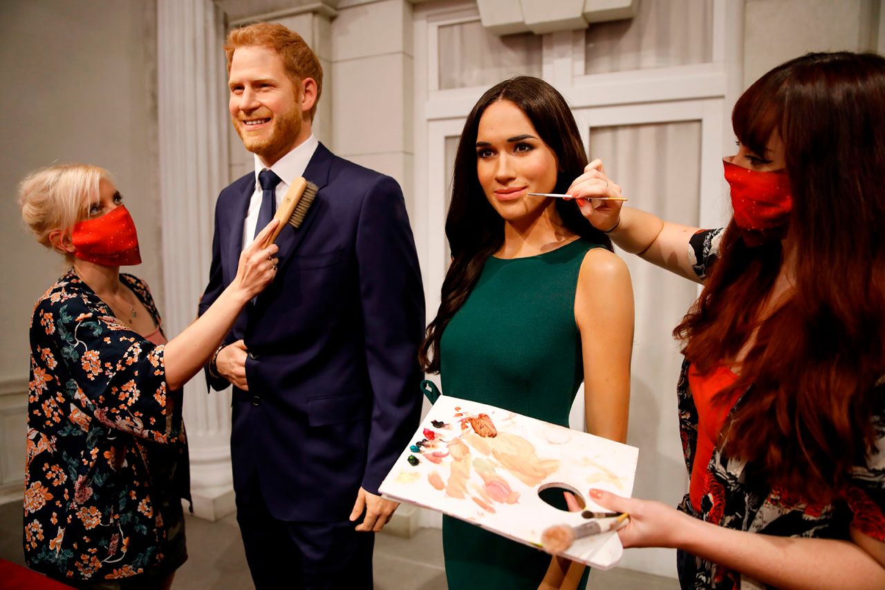 Prince Harry and Meghan Markle's waxworks' previous outfits from July 2020. 
