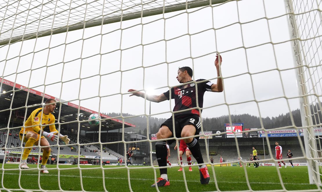 Lewandowski comes close to a record-breaking 41st goal. 