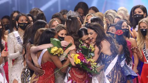 Miss Mexico Andrea Meza is crowned Miss Universe onstage.