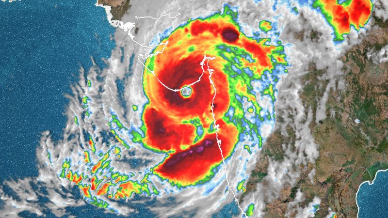 Thousands Evacuated As Powerful Cyclone Tauktae Threatens Western India ...