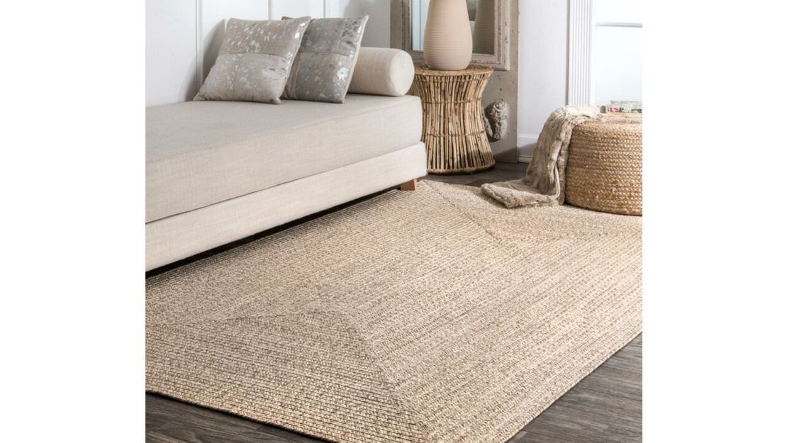 Wade Logan Handmade Braided Polypropylene Rug