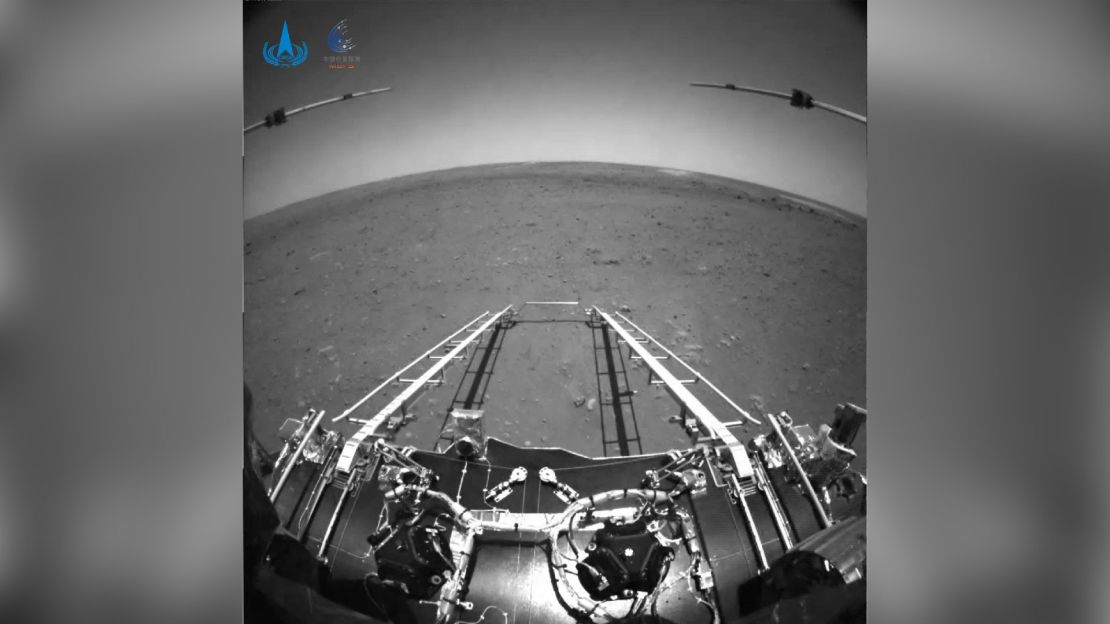 On May 19, China released the first images taken by its Mars rover Zhurong. This is the flat landing area at Utopia Planitia on Mars and the descending track towards the surface.