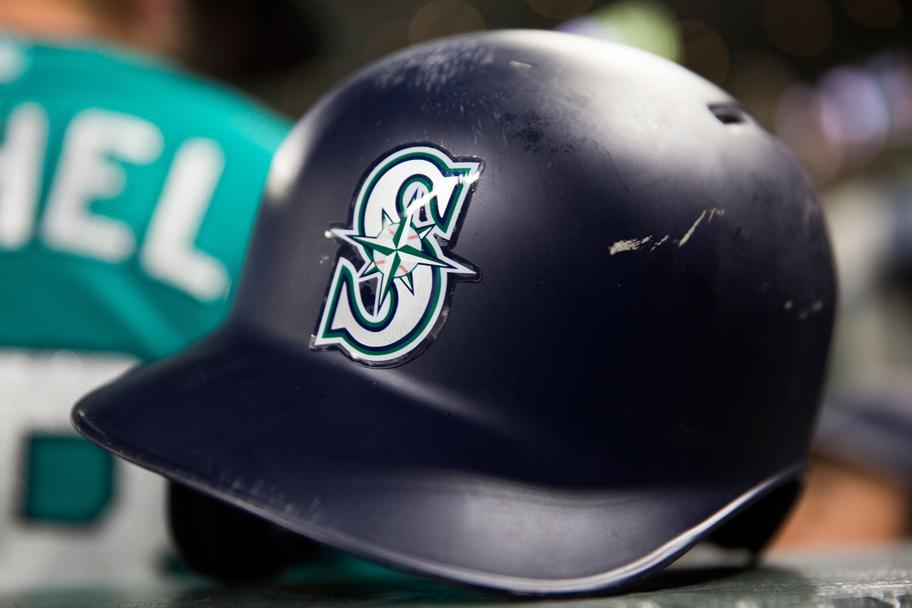 Mariners offer COVID-19 vaccinations at home games