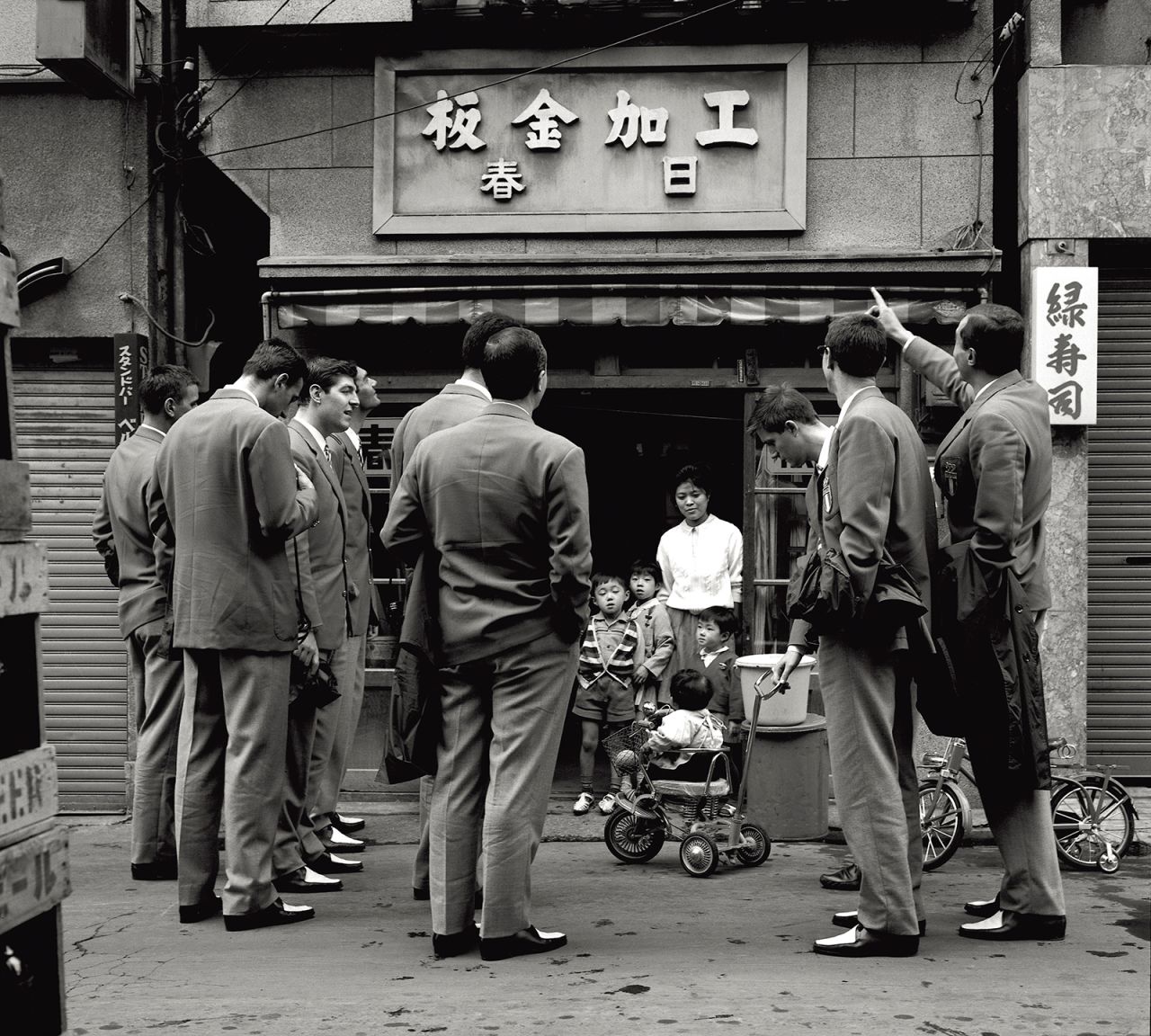 Italian athletes tour Tokyo during the Games.