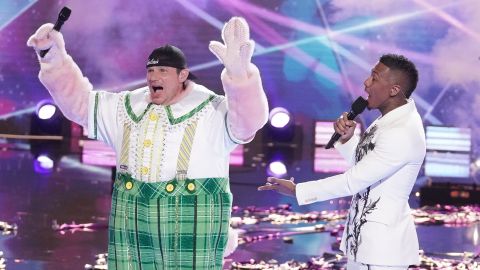 Nick Lachey and Nick Cannon in the season finale.
