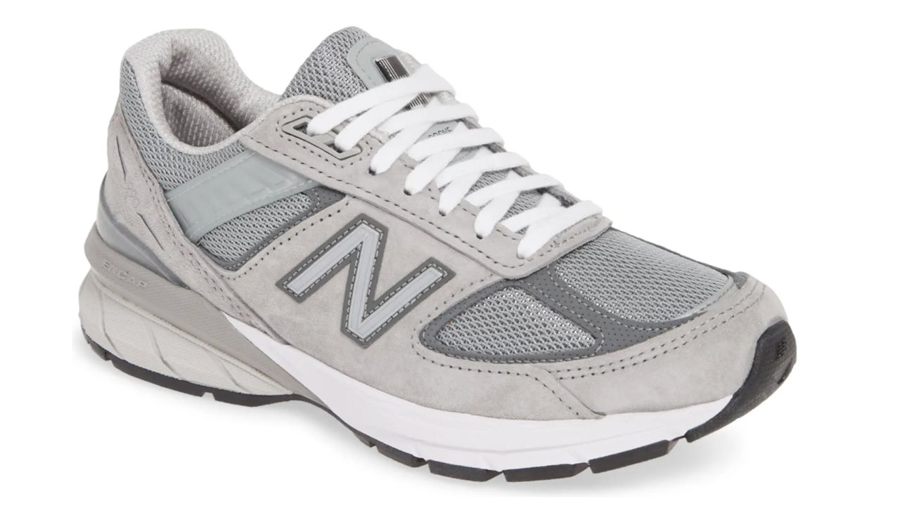 New Balance 990V5 Sneaker
