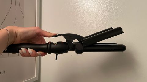 Amika High Tide Deep Waver