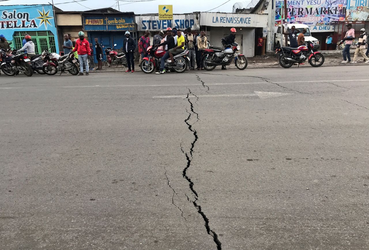 Significant cracks in the ground -- some stretching the entire width of the road, others in the walls of buildings -- have begun to appear following the volcano's eruption. 