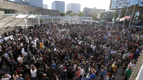 Mourners fill the plaza at San Jose City Hall during a vigil for the nine shooting victims