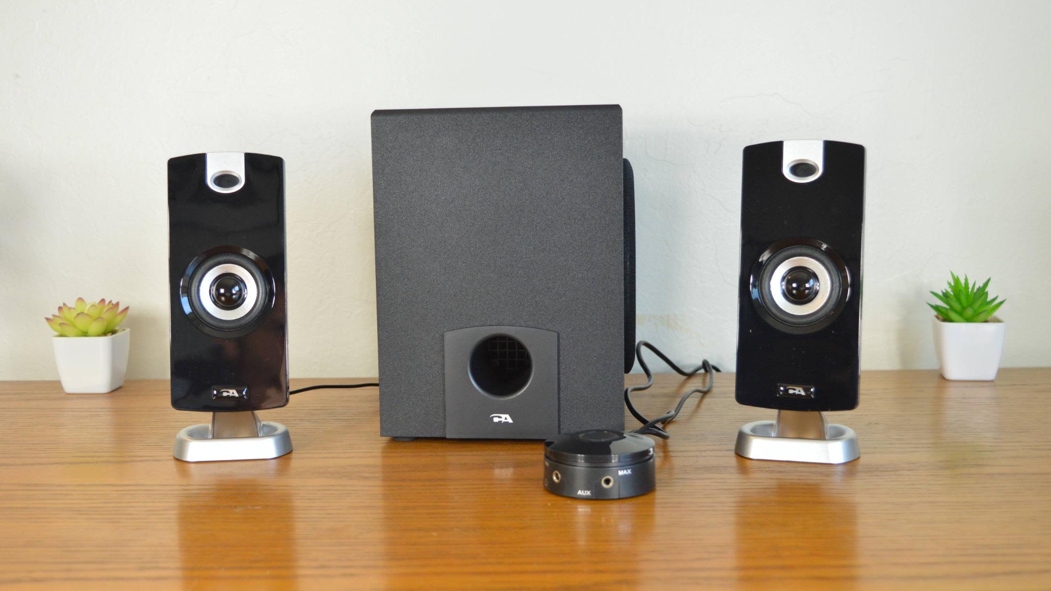 Tech Review - Creative Pebble V3 USB-C bluetooth speakers. #Creative  #PebbleV3 - techbuzzireland