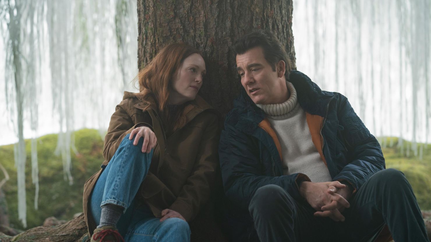 Julianne Moore and Clive Owen in the Stephen King adaptation 'Lisey's Story' (Apple TV+).
