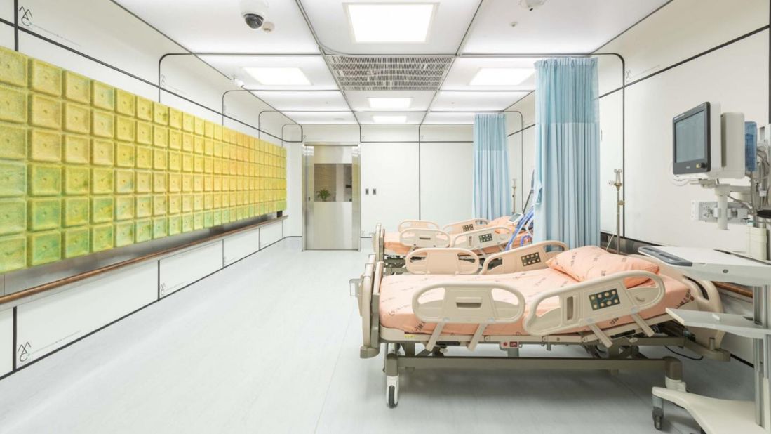 The Modular Adaptable Convertible (MAC) ward at the Fu Jen Catholic University Hospital in Taipei is the world's first hospital ward made with recycled materials, according to its creators<strong>, </strong>Taiwanese company Miniwiz. The wall panels are made from recycled aluminum and the coat hooks and door handles are made from recycled medical waste.