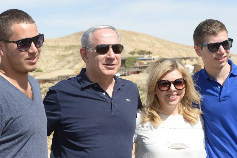 Netanyahu and his family take a vacation in southern Israel in April 2015.