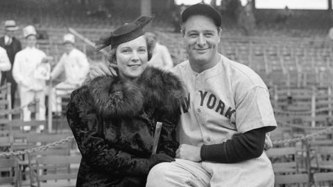 Gehrig pictured with his wife Eleanor, whom he called a "tower of strength" during his farewell address.