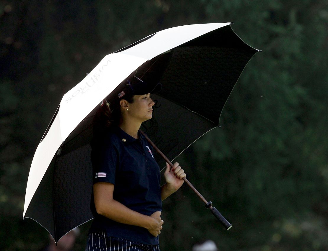 Laura Diaz shelters from the sun on the fifth hole during the friday morning foursomes matches in the 2005 Solheim Cup.