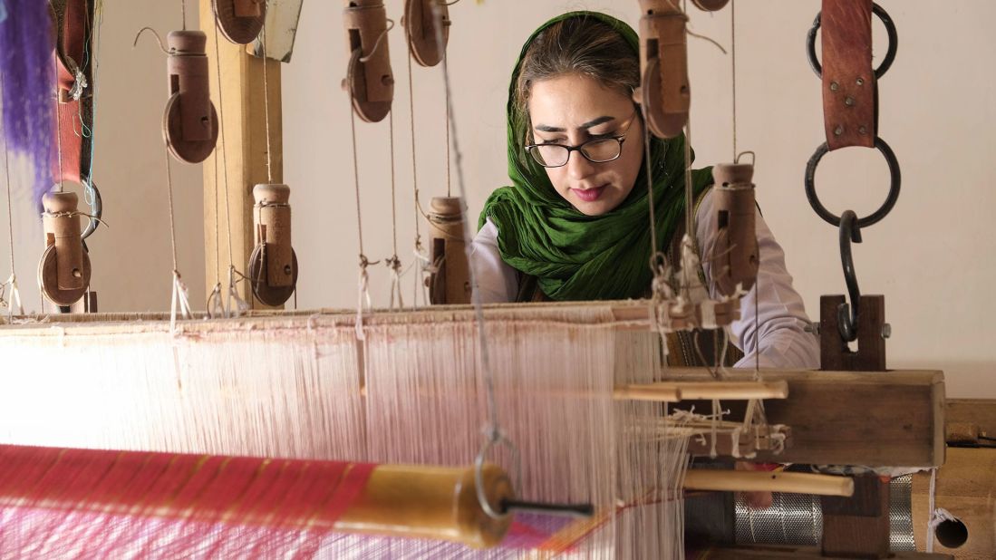 <strong>Keeping the past alive:</strong> Manouchehri House holds traditional weaving workshops.