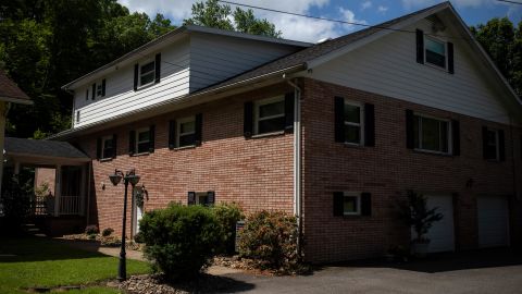 The home where Manchin was raised in Farmington.