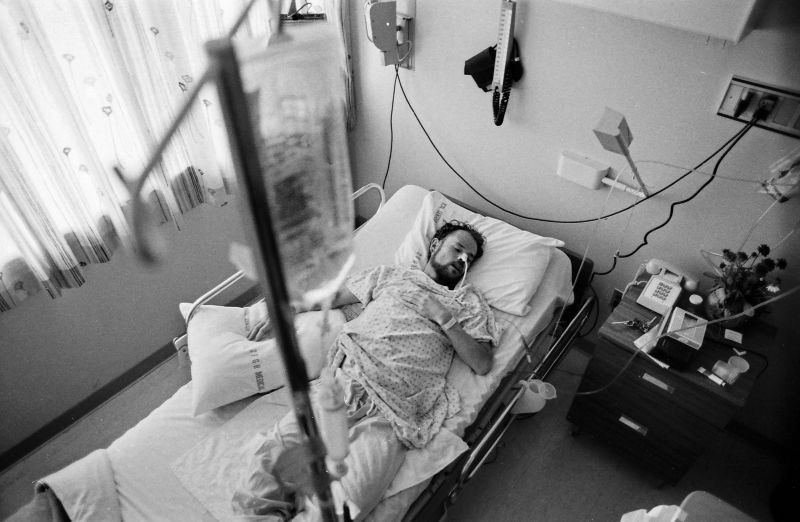 40 years ago, the first AIDS cases were reported in the US picture
