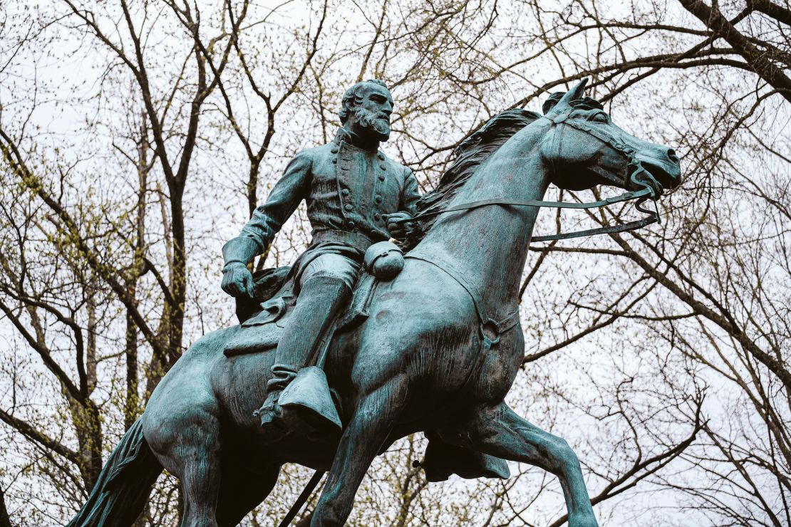 Charlottesville prepares to take down Confederate statues on Saturday CNN