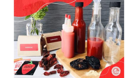 DIY Gift Kits Deluxe Hot Sauce Kit 