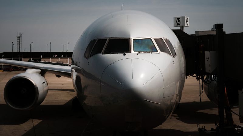 NextImg:CDC eases certain Covid-19 vaccine requirements for international travelers to US | CNN
