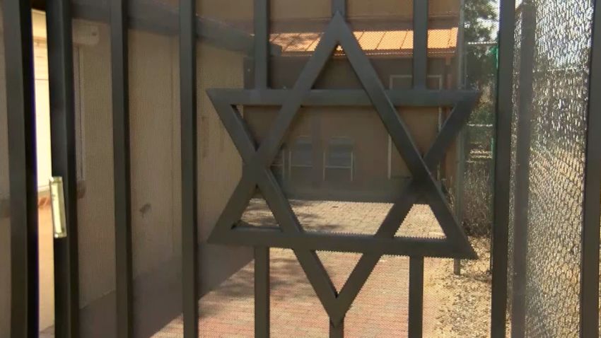 Chabad on River exterior star of david