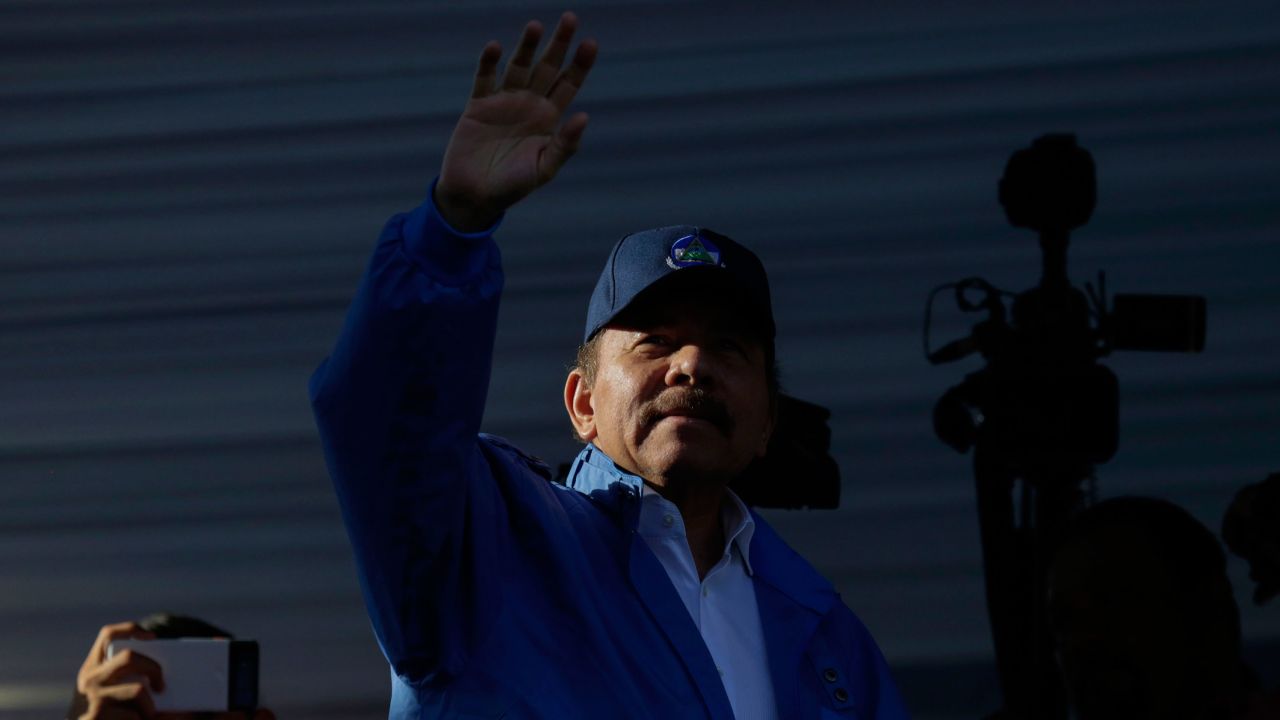 Nicaraguan President Daniel Ortega waves in Managua on August 22, 2018. 