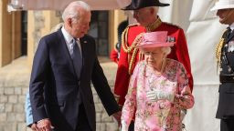 WINDSOR, ENGLAND - JUNE 13:  US President Joe Biden and Queen Elizabeth II at Windsor Castle on June 13, 2021 in Windsor, England.  Queen Elizabeth II hosts US President, Joe Biden and First Lady Dr Jill Biden at Windsor Castle. The President arrived from Cornwall where he attended the G7 Leader's Summit and will travel on to Brussels for a meeting of NATO Allies and later in the week he will meet President of Russia, Vladimir Putin.  (Photo by Chris Jackson/Getty Images)