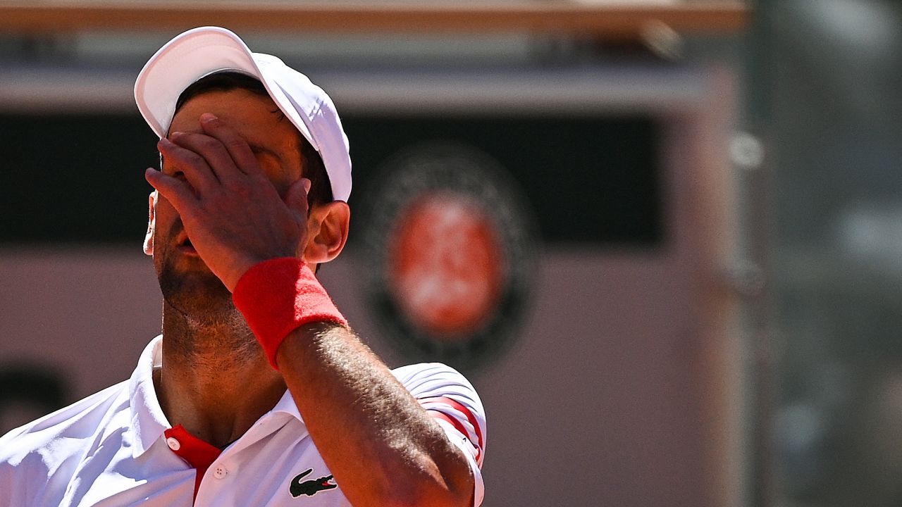 Novak Djokovic came out second best in a thrilling first set.