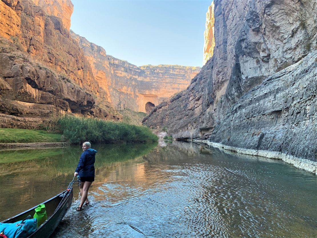 Big Bend National Park is in Texas along the Rio Grande with Mexico.