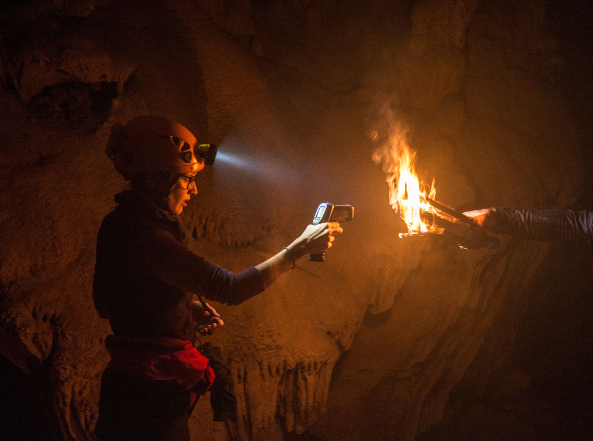How torchlight, lamps and fire illuminated Stone Age cave art