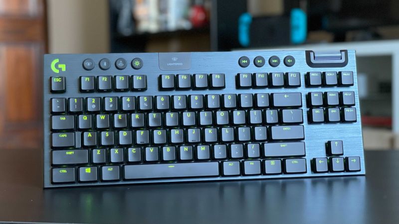 Razer BlackWidow V3 - Mechanical Gaming Keyboard (Green Switch) - Micro  Center