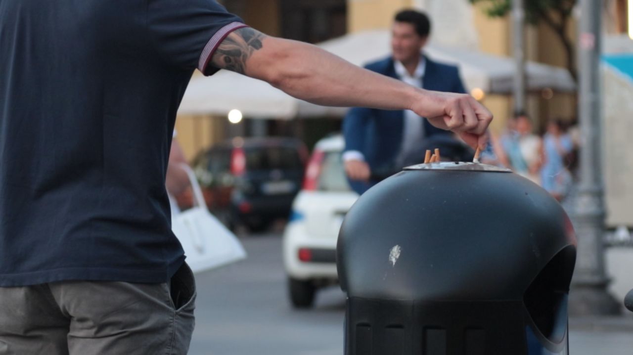 The data Ellipsis collected informed city officials on the best places to position ashtrays and trash cans across the city. According to Ellipsis, the campaign led to a 70% reduction in cigarette littering.