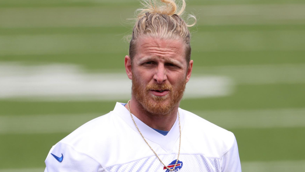 cole beasley buffalo bills nfl vaccine wire br vpx_00000000.png