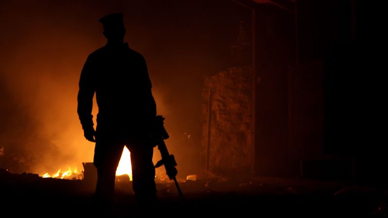 يمرر مجلس الشيوخ مشروع قانون تاريخي لمساعدة قدامى المحاربين الذين يبدو أنهم يحرقون الحفر أثناء الخدمة العسكرية