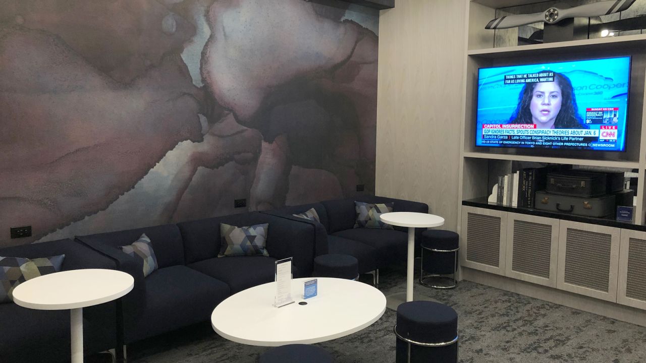 The small room off the first seating area is reserved for Amex Centurion card members.