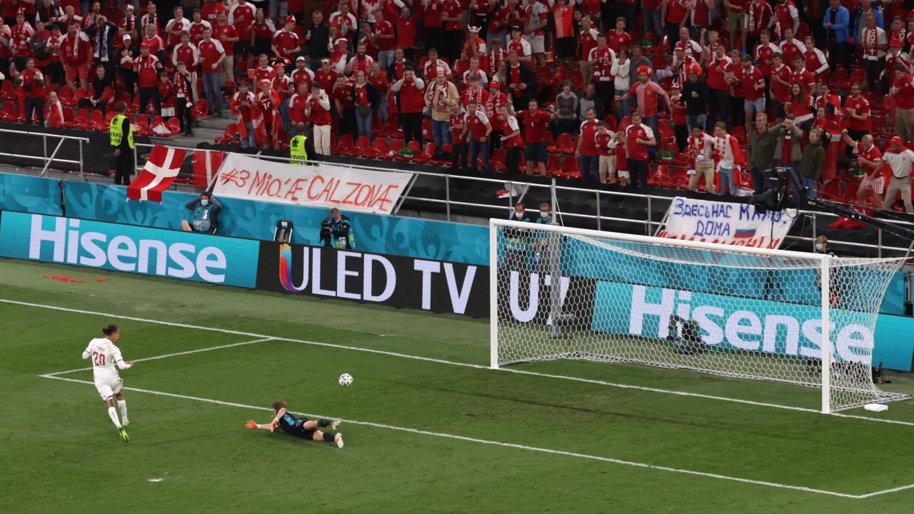 Yussuf Poulsen capitalized on a Russian defensive error to make it 2-0.