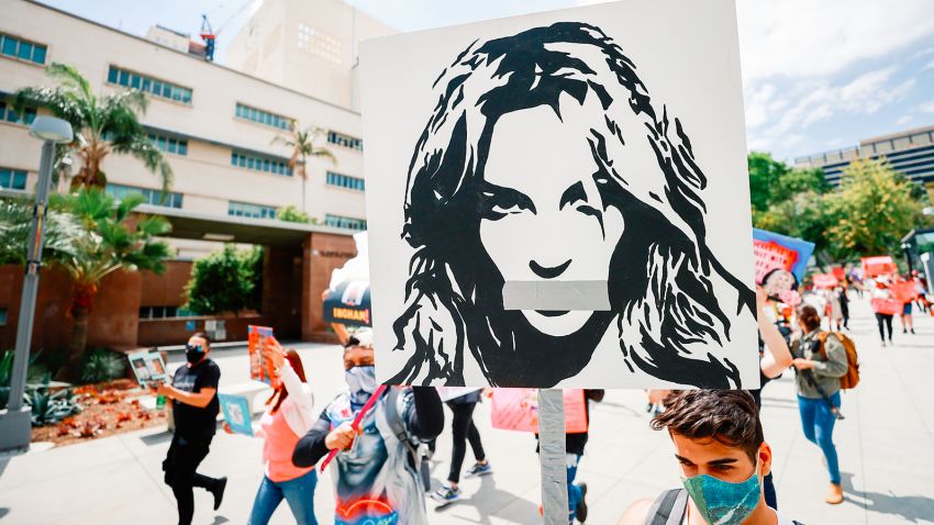 LOS ANGELES, CALIFORNIA - APRIL 27: #FreeBritney activists protest outside Courthouse in Los Angeles during Conservatorship Hearing on April 27, 2021 in Los Angeles, California. (Photo by Matt Winkelmeyer/Getty Images)